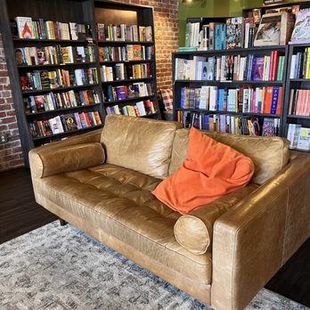 Underground Books - Come Stay awhile Cozy Seating - Bookstores Near Me - Sacramento, California Underground Books - Come Stay awhile Cozy Seating - Bookstores Near Me - Sacramento, California