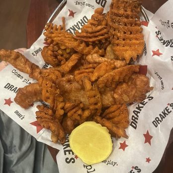 Drake's Murfreesboro - Fish and chips - Burgers Near Me - Murfreesboro, Tennessee