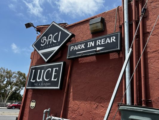 Luce Bar & Kitchen by null