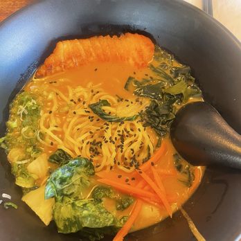Suzume - Salmon ramen - Ramen Near Me - Brooklyn, New York