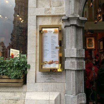 Hard Rock Cafe Brussels - Entrance - Bars Near Me - Brussels, BRU