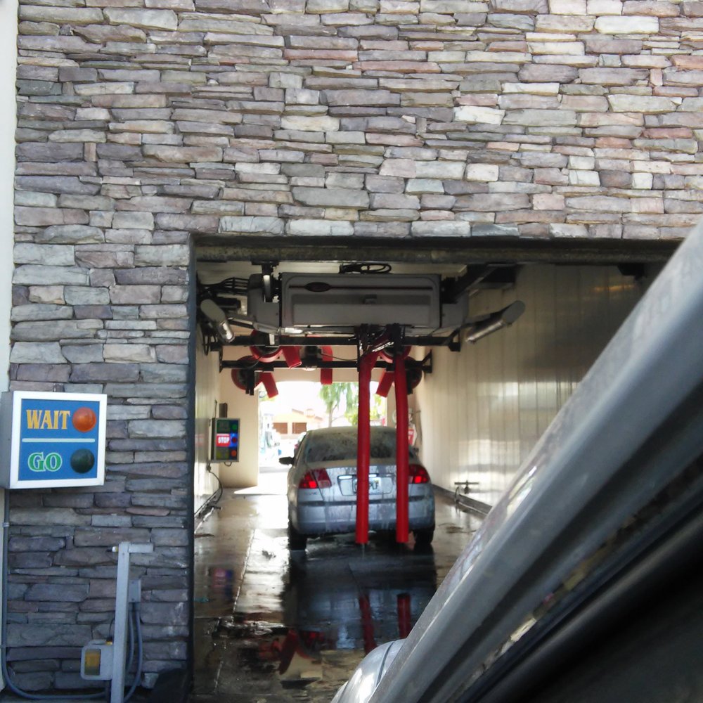 Small car wash Small car wash
