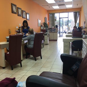 Creative Nails - Quiet day - Nail Salons Near Me - Salinas, California