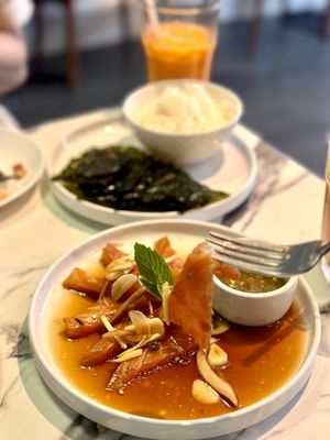 Pomelo | Thai Boutique Restaurant by null