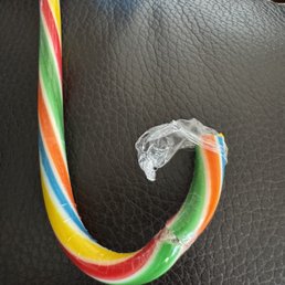 Poor quality wrapping. Poor customer service.