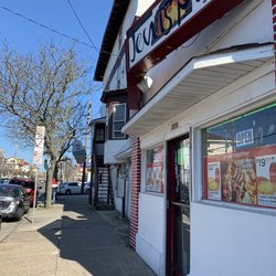 Jeni's Pizza - Outside