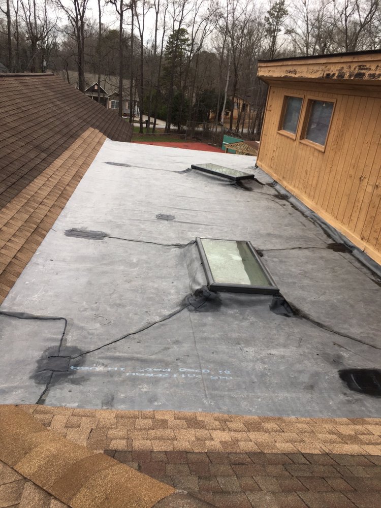 Slide of P&M Roofing