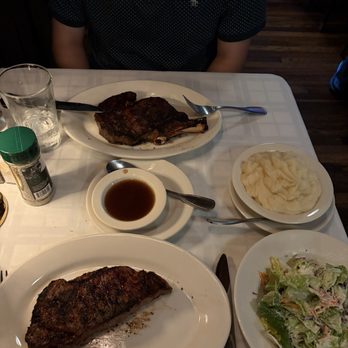 Gibsons Bar & Steakhouse - New York Strip & Chicago Cut - Steakhouses Near Me - Chicago, Illinois Gibsons Bar & Steakhouse - New York Strip & Chicago Cut - Steakhouses Near Me - Chicago, Illinois