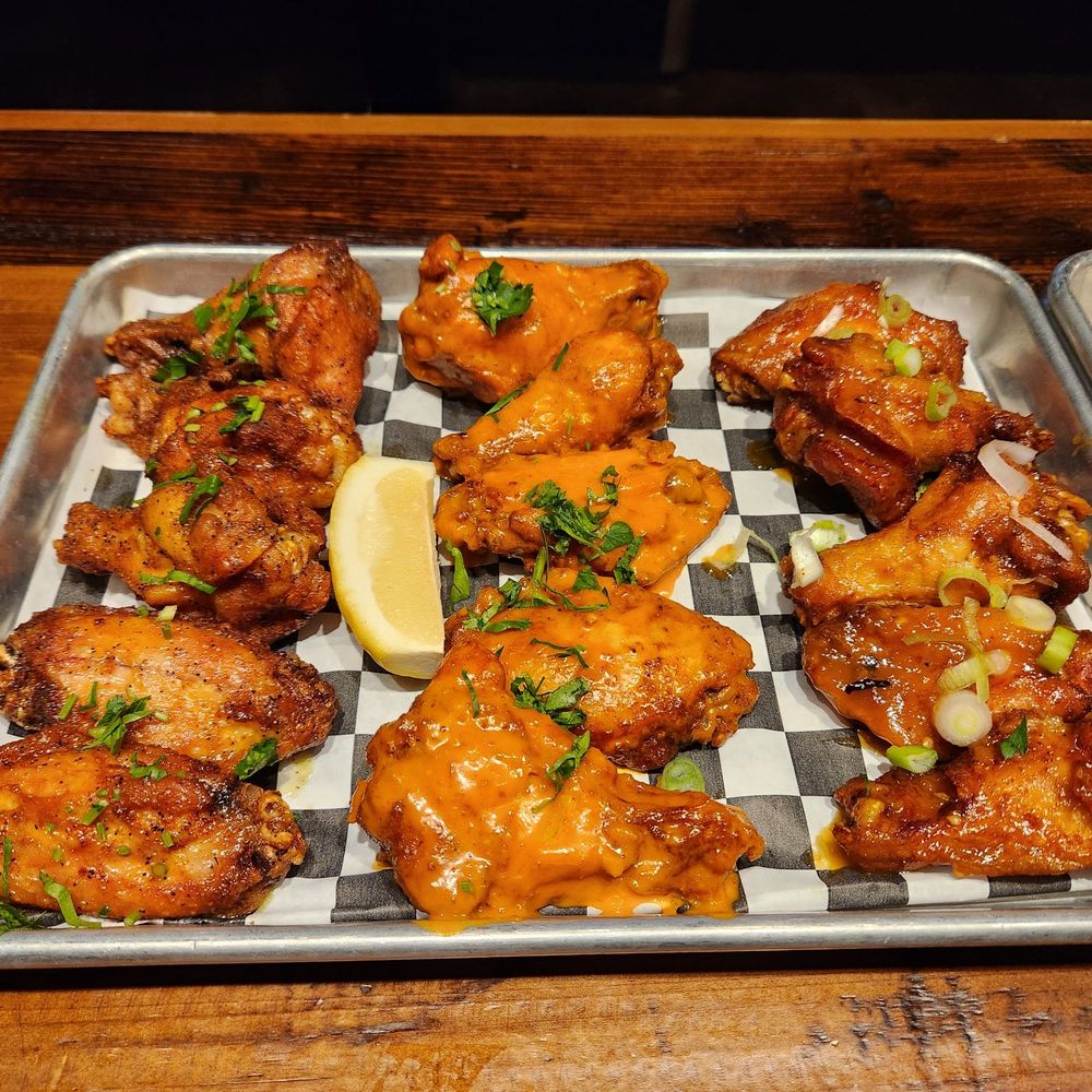 Foghorn Taproom - Buffalo Wing Mango, Habanero Wing, Lemon Pepper Wing - Chicken Wings Near Me - San Francisco, California Foghorn Taproom - Buffalo Wing Mango, Habanero Wing, Lemon Pepper Wing - Chicken Wings Near Me - San Francisco, California
