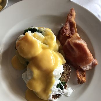 Scholars Townhouse Hotel - Eggs Florentine - Hotels Near Me - Drogheda, LH Scholars Townhouse Hotel - Eggs Florentine - Hotels Near Me - Drogheda, LH