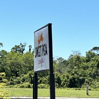 Sweet Pea Cafe - The sign! Love the name! Very catchy! - Vegan Near Me - Tallahassee, Florida