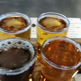Bald Man Brewing - Heart of glass x 2. Tupelo Brown Ale and Young American - Breweries Near Me - Eagan, Minnesota