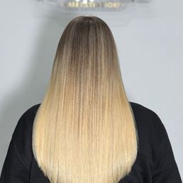 Natural Slavic blond hair, very soft, highest quality Natural Slavic blond hair, very soft, highest quality