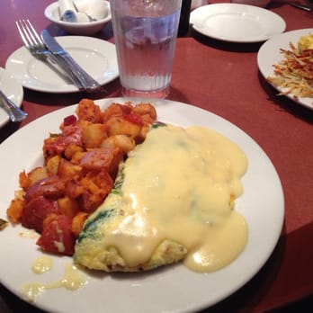 Buttercup Diner - Bar - Florentine omelette with blueberry muffin. - American Near Me - Vallejo, California