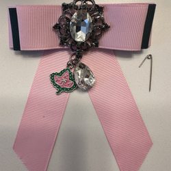 Sacred Heart Gifts and Apparel - Broken pendent