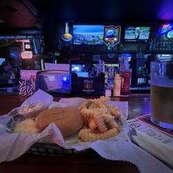 Logo's Sports Bar & Grill - Cold beer, hot Keno, and the Packers beating the Eagles in Brazil on 9/6/2024. Go Pack!
