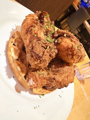 Common Pub Detroit by null