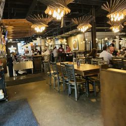 Southern Tier Brewery Pittsburgh - Dining room
