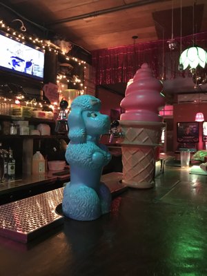 Happyfun Hideaway by null