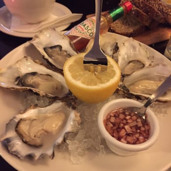 Matt The Thresher - Came in for a light meal, quickly ordered another 6 and another 6. - Seafood Near Me - Dublin, D