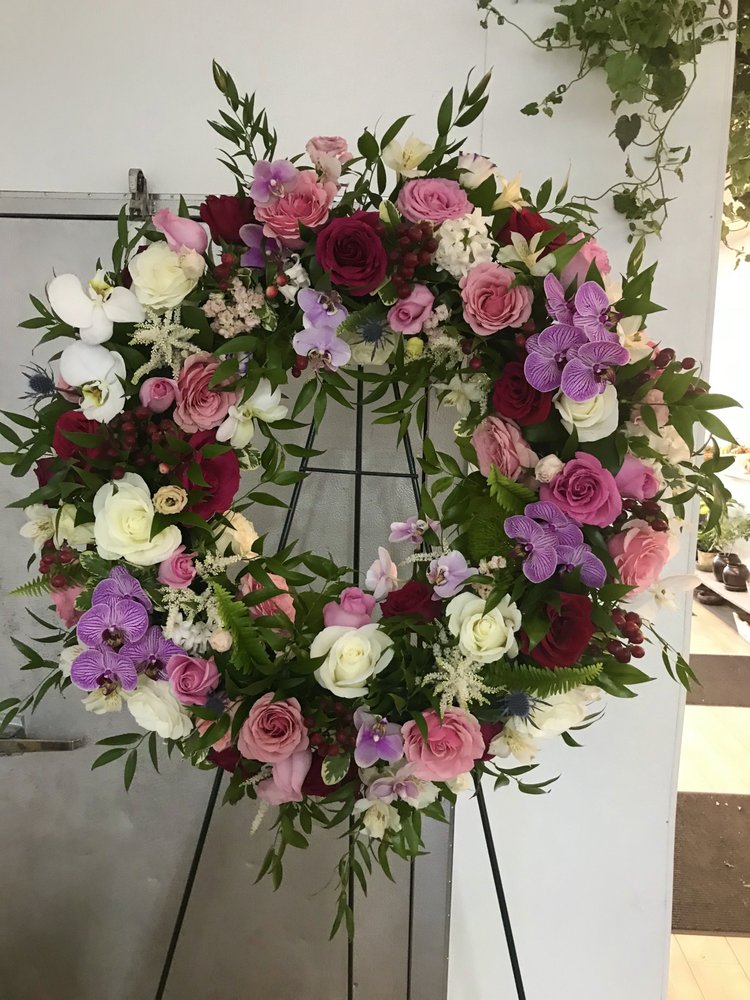 FLOWERS OF JOY Updated September 2024 98 Photos 143 Mineola Blvd