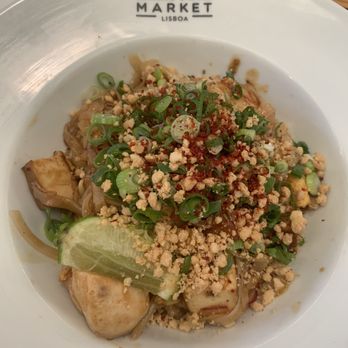 Time Out Market - Pad Thai - Public Markets Near Me - Lisbon, 11 Time Out Market - Pad Thai - Public Markets Near Me - Lisbon, 11