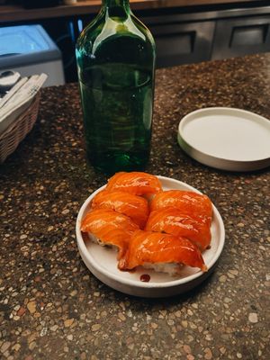 Parachute HiFi by null