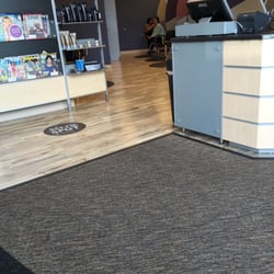 Great Clips Columbia River Center
