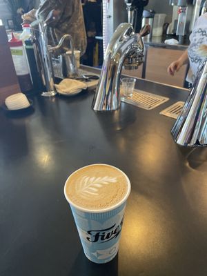 Five Watt Coffee, Kingfield by null