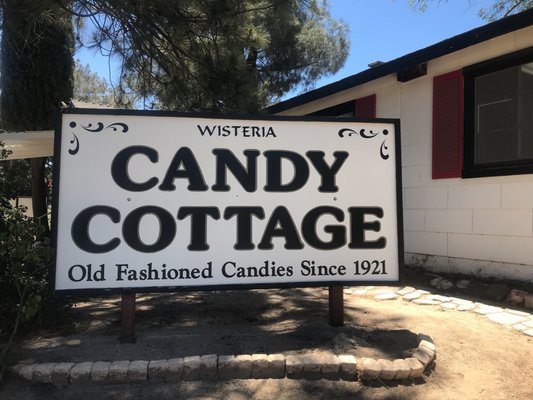 Wisteria Candy Cottage 39961 Old Highway 80 Boulevard Ca Candy