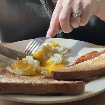 Town Line Diner - Breakfast & Brunch Near Me - Westbrook, Maine