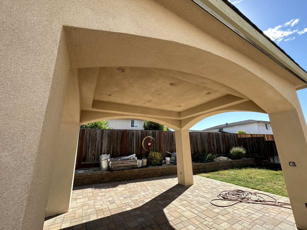 Slide of HN Builders