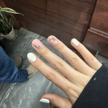 LT’s Nail - Holiday Nails! - Nail Salons Near Me - Poway, California