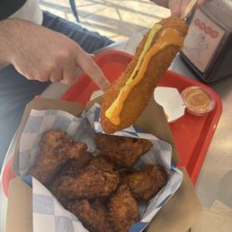 Soy Garlic Wings (8pc) Soy Garlic Wings (8pc)