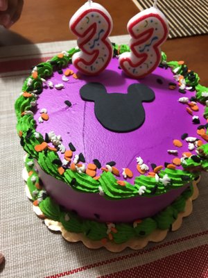 Lucero's Bakery Express by null