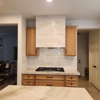 Perfecto Tile Installation - a clean kitchen - Flooring Near Me Perfecto Tile Installation - a clean kitchen - Flooring Near Me