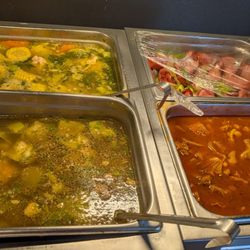 Mariscos Lozano's Cafe - Caldo de res, caldo de pollo, menudo