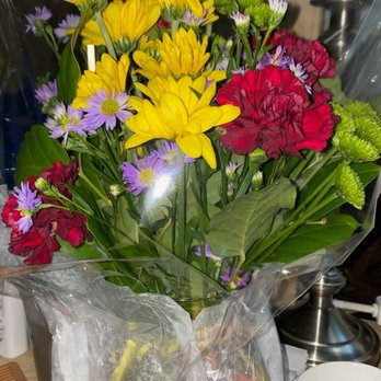 Graceland Florist - These came okay - Florists Near Me - Mt Vernon, New York Graceland Florist - These came okay - Florists Near Me - Mt Vernon, New York