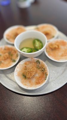 Bún Bò Huynh Dining by null