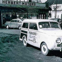 Bud Herbert Motors - 1947 Crosley CC station wagon.