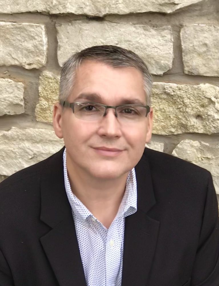 LARRY W. CARTER II, PH.D Updated August 2024 6100 Western Pl, Fort