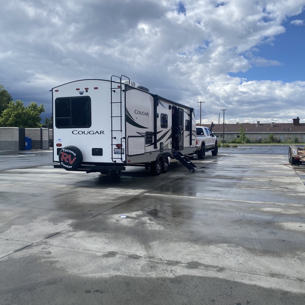 Les Schwab Tire Center - Our trailer - Tires Near Me - Murray, Utah Les Schwab Tire Center - Our trailer - Tires Near Me - Murray, Utah