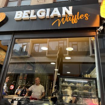Belgian Waffles - Desserts Near Me - Brussels, BRU