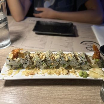 Kazumi Modern Japanese - Honeymoon Roll - Japanese Near Me - Key Biscayne, Florida Kazumi Modern Japanese - Honeymoon Roll - Japanese Near Me - Key Biscayne, Florida