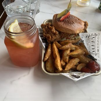 Banana Leaf - Fried Chicken Burger with an Strawberry Lemonade drink - Breakfast & Brunch Near Me - El Cerrito, California Banana Leaf - Fried Chicken Burger with an Strawberry Lemonade drink - Breakfast & Brunch Near Me - El Cerrito, California