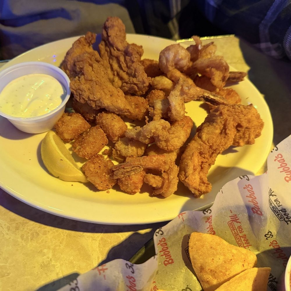 Bubba's 33 - Chicken Tenders & Fried Shrimp Combo - Pizza Near Me - Colorado Springs, Colorado