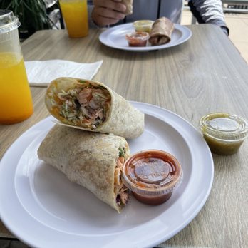 Howdy's Sonrisa Cafe - Grilled salmon burrito! - Cafes Near Me - Malibu, California
