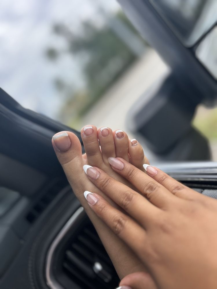 Prestige Natural Nail Bar Image
