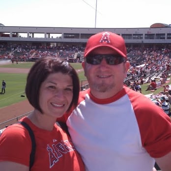 Tempe Diablo Stadium - pre-game beers in outfield - Stadiums & Arenas Near Me - Tempe, Arizona Tempe Diablo Stadium - pre-game beers in outfield - Stadiums & Arenas Near Me - Tempe, Arizona