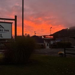 Upper Delaware Inn - Sunset